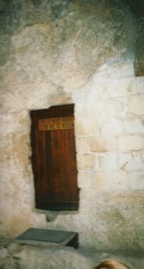 He is not here for he is risen 001